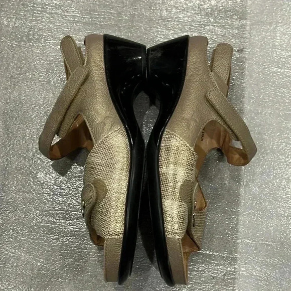 [38/7-7.5]Portofino Gold  Tone Selina Sandals - Picture 8 of 10